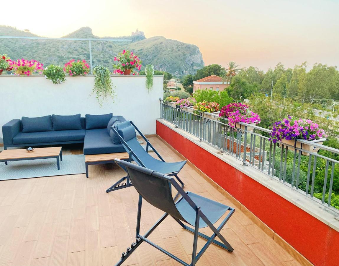 La Casa Di Rosa Oliveri Exterior foto